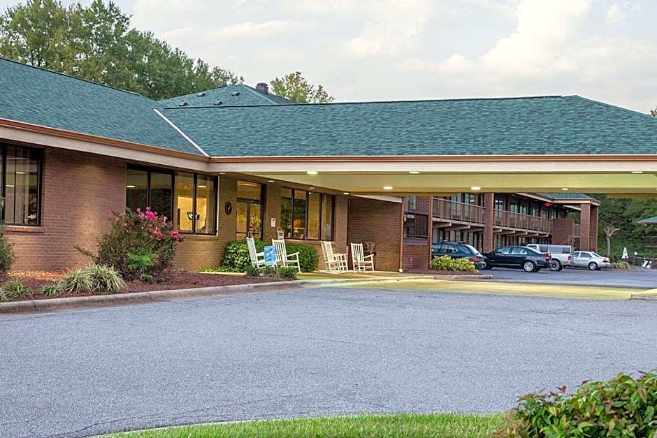 Quality Inn near Speedway
