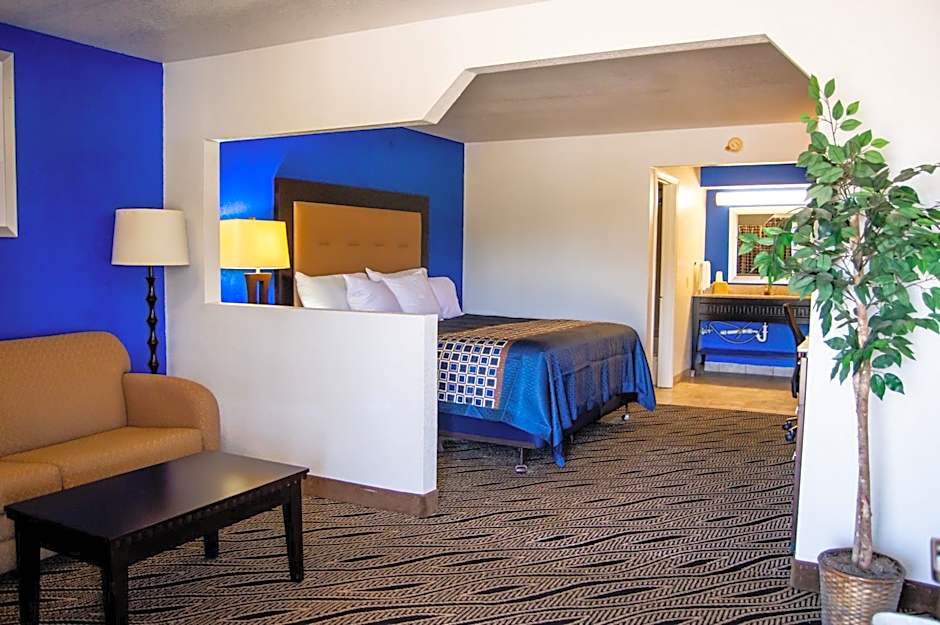 Blue Jay Inn & Suites