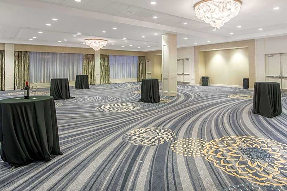 Sonesta Charlotte Lower South End