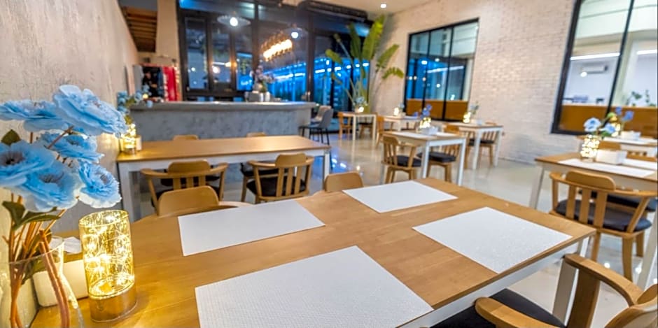 Blue Carina Inn Hotel (SHA Plus)