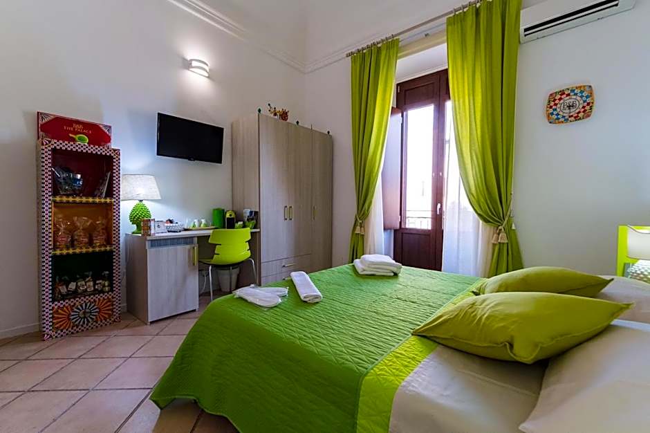 THE PALACE B&B and Apartments