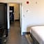 Holiday Inn Express Hotel & Suites Columbia-Fort Jackson By IHG
