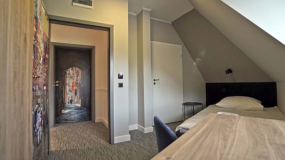 Hotel Made in Napoli by Siervo Międzybórz