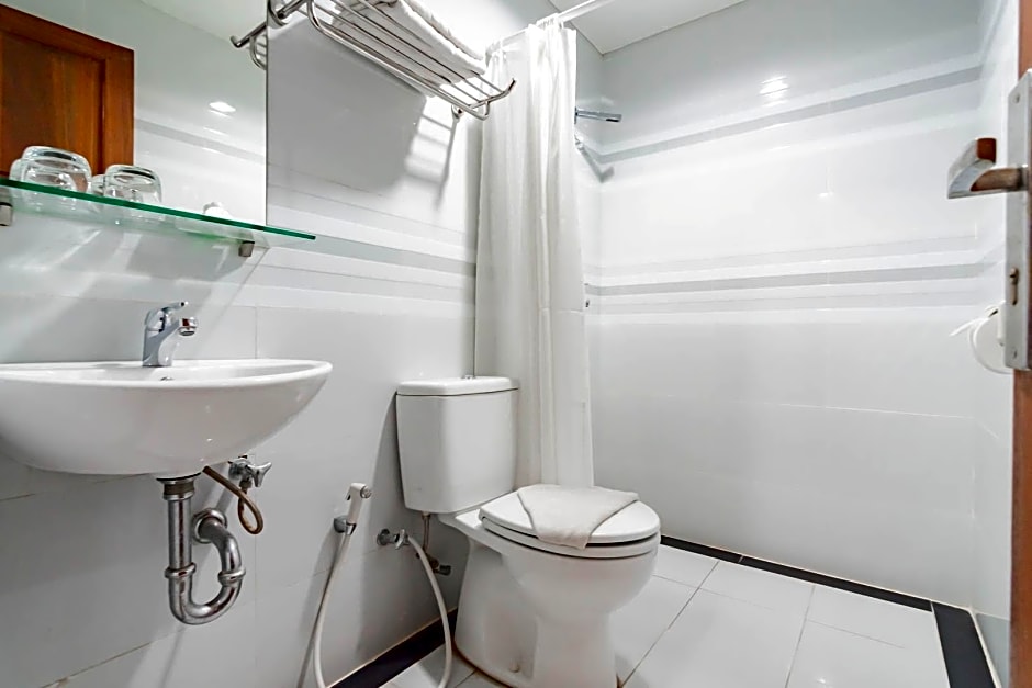 Urbanview Hotel Syariah Dapen Pontianak by RedDoorz