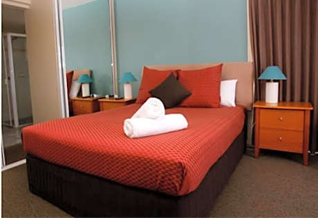 Luxury Three-Bedroom Apartment