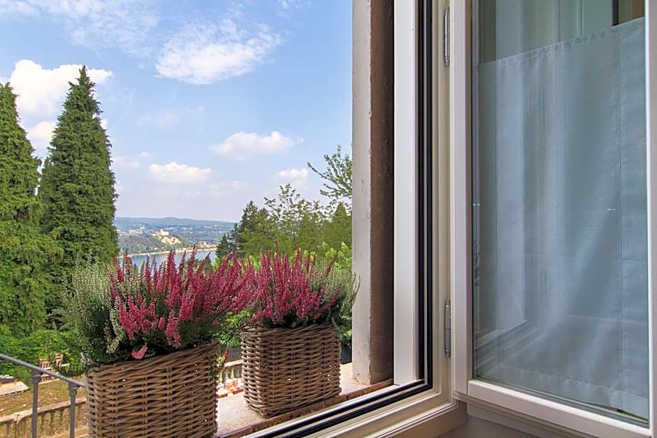 White Lilac Romantic B&B - Adults only