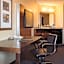 Hilton Winnipeg Airport Suites
