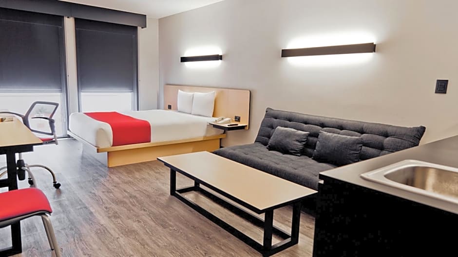 City Express Plus by Marriott Ciudad de México Mundo E