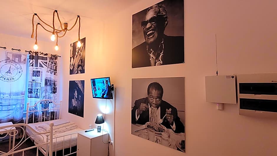 Chmielna 5 Rooms & Apartments