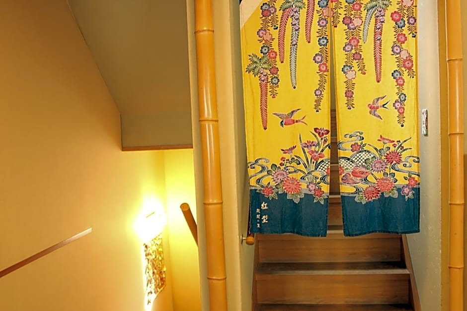 Okinawa Minshuku Kariyushi