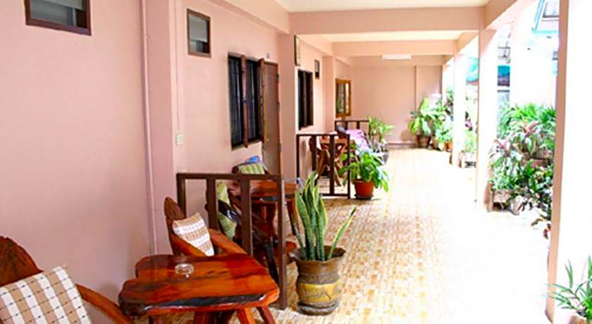 Pong Phen Guesthouse