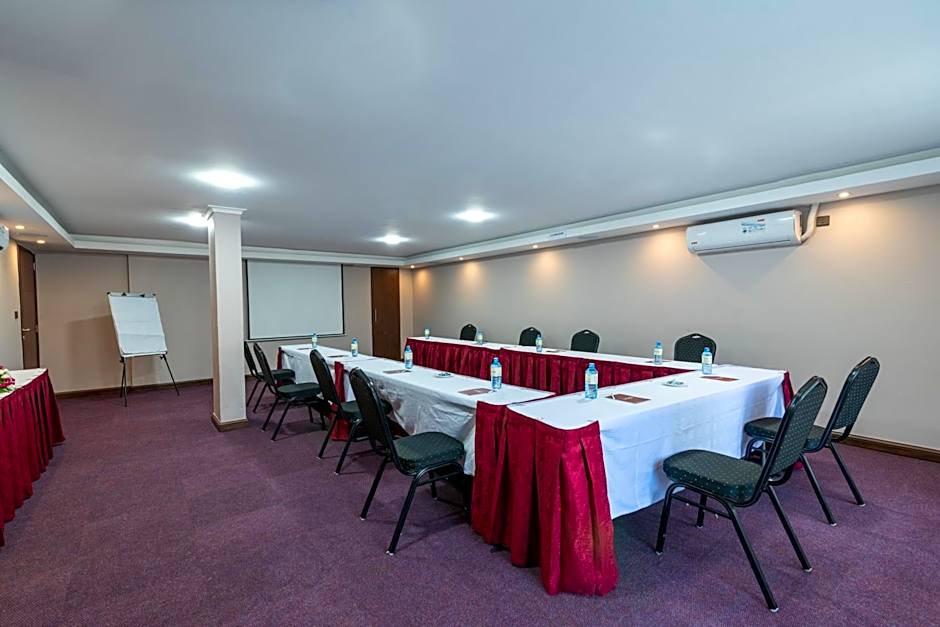 Heri Heights Hotel Apartments, SureStay Collection by Best Western