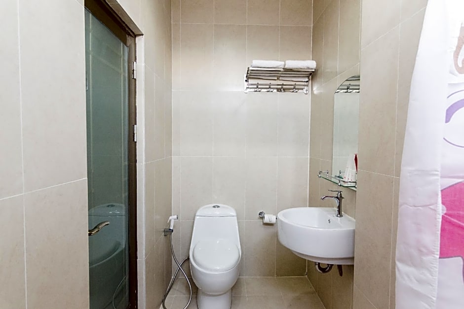 Capital O 1867 Kara Guest House