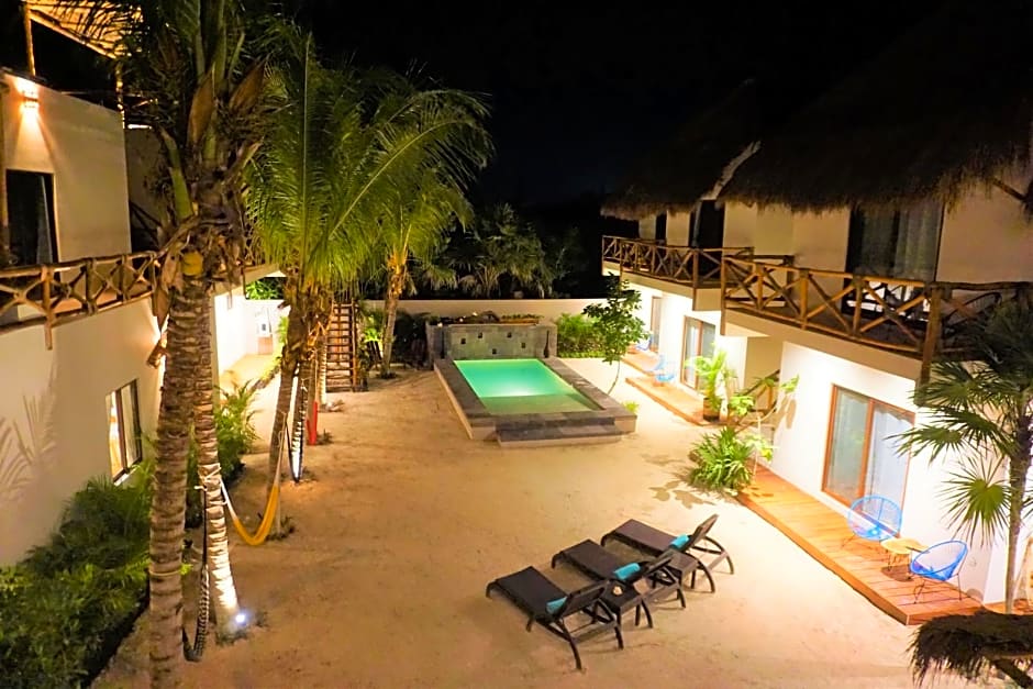 La Puerta Azul Beachfront - Adults Only