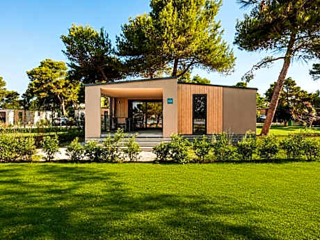 Zaton Holiday Resort Camping Homes