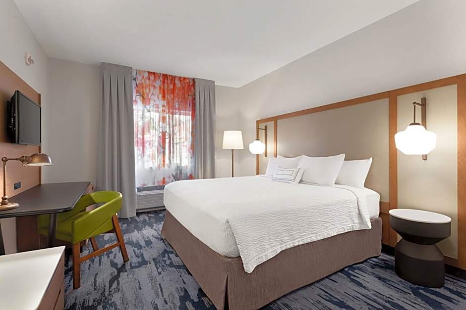 Fairfield Inn by Marriott Visalia Sequoia