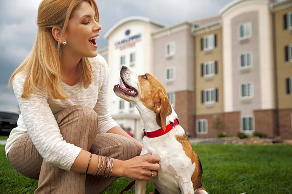 Candlewood Suites - Grand Prairie - Arlington, an IHG Hotel