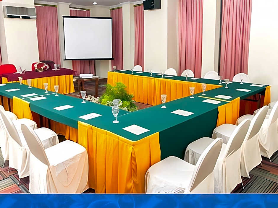 Abadi Hotel Convention Center