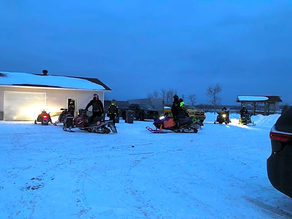 Auberge MacDonald Guest Inn