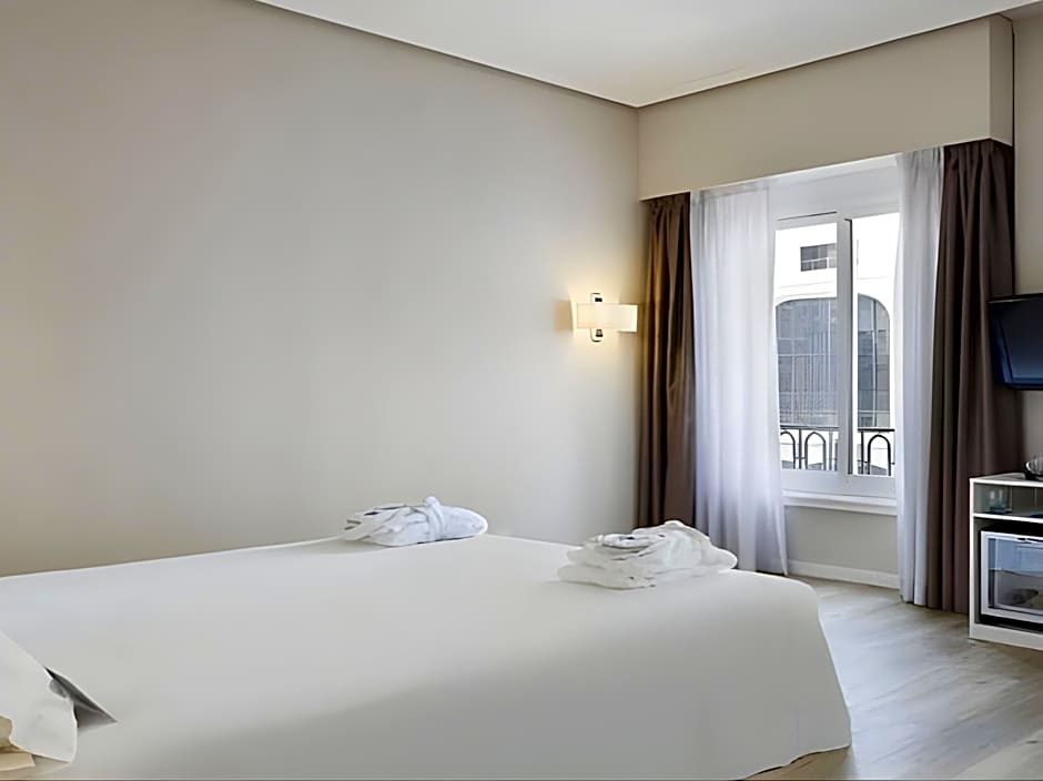 Hotel Madrid Gran Vía 25 Affiliated by Meliá