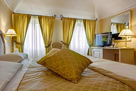 Superior Double Room with Spa Bath