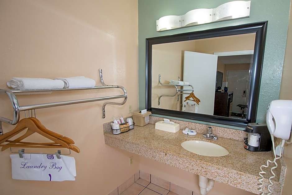 Key West Inn - Fairhope
