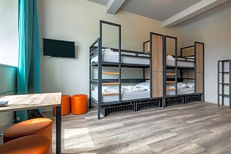 Bed in 8-Bed Dormitory Room