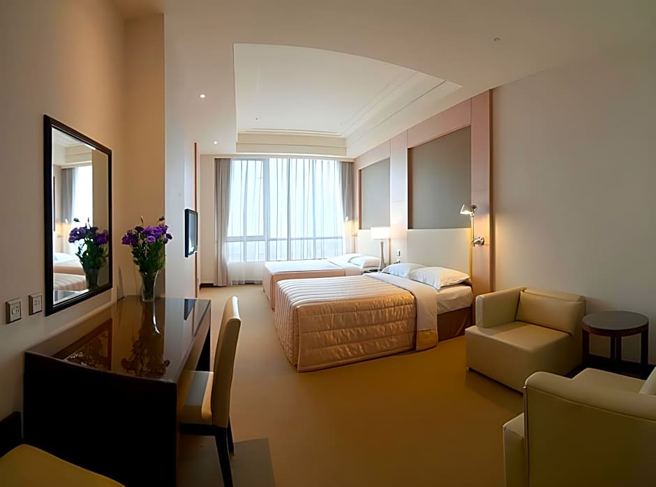 Ever Delightful Business Hotel