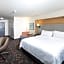 Holiday Inn & Suites - Detroit - Troy, an IHG Hotel