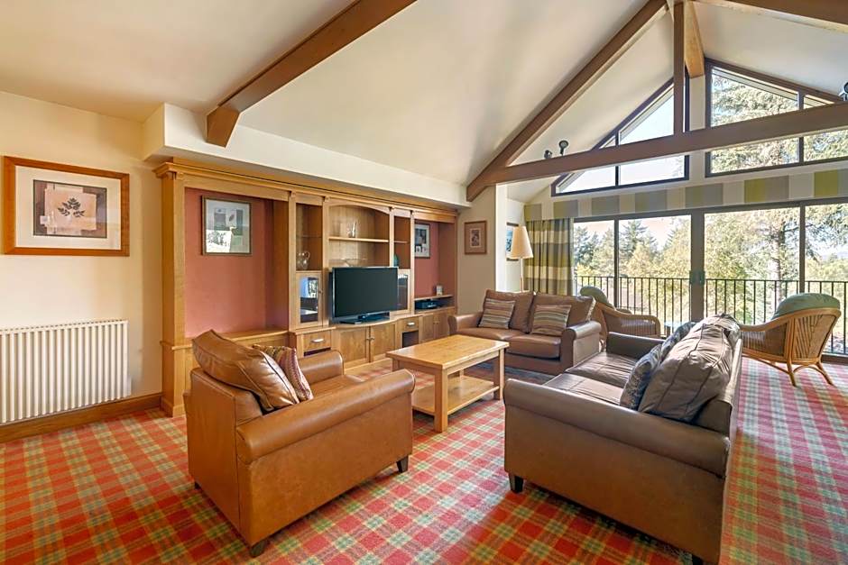 The Lodges at Craigendarroch Country Club