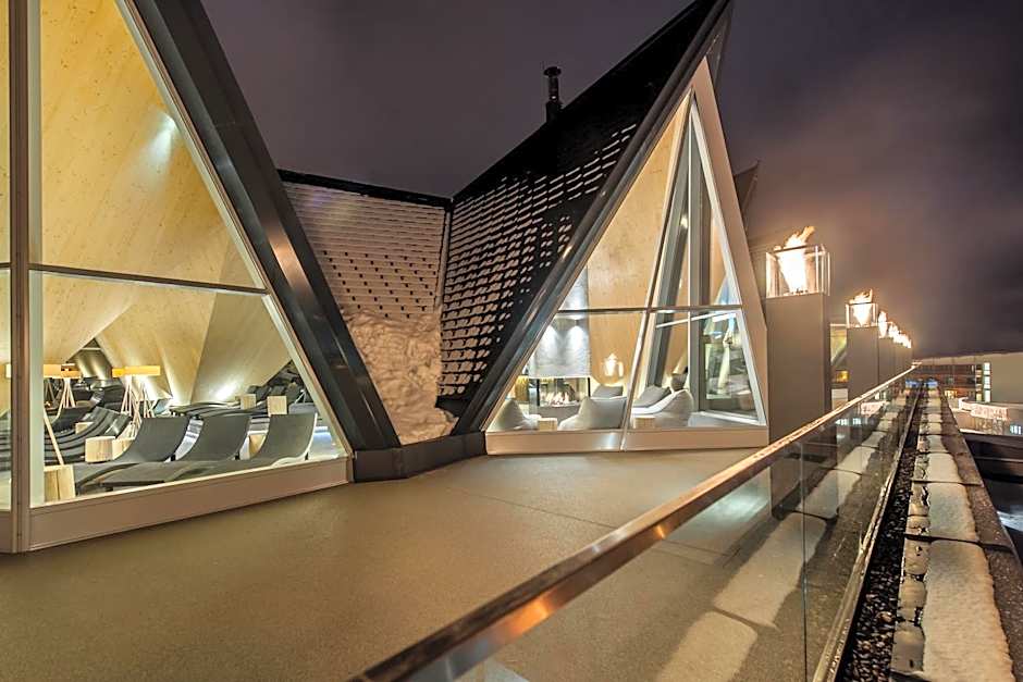 Aqua Dome 4 Sterne Superior Hotel & Tirol Therme Längenfeld