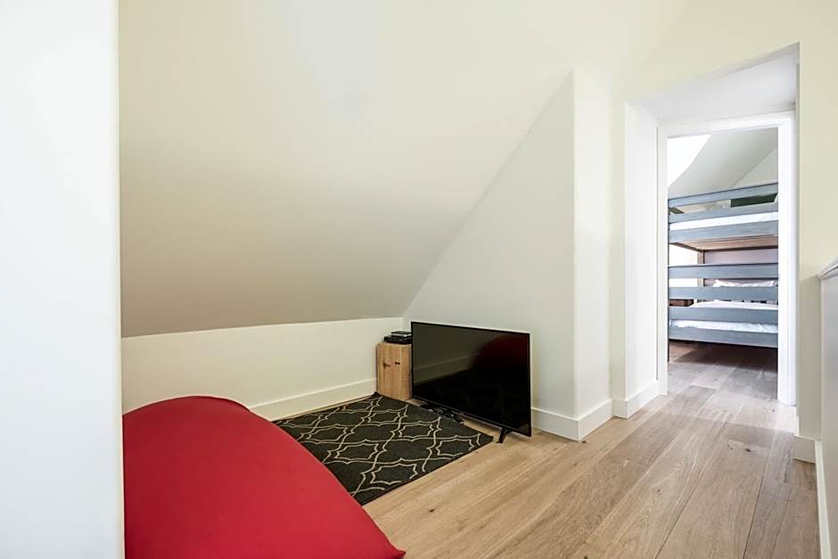 Lake Placid Lodge by Outpost Whistler