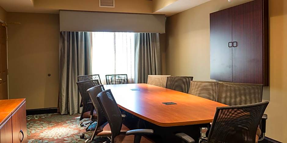 Staybridge Suites Fargo By IHG