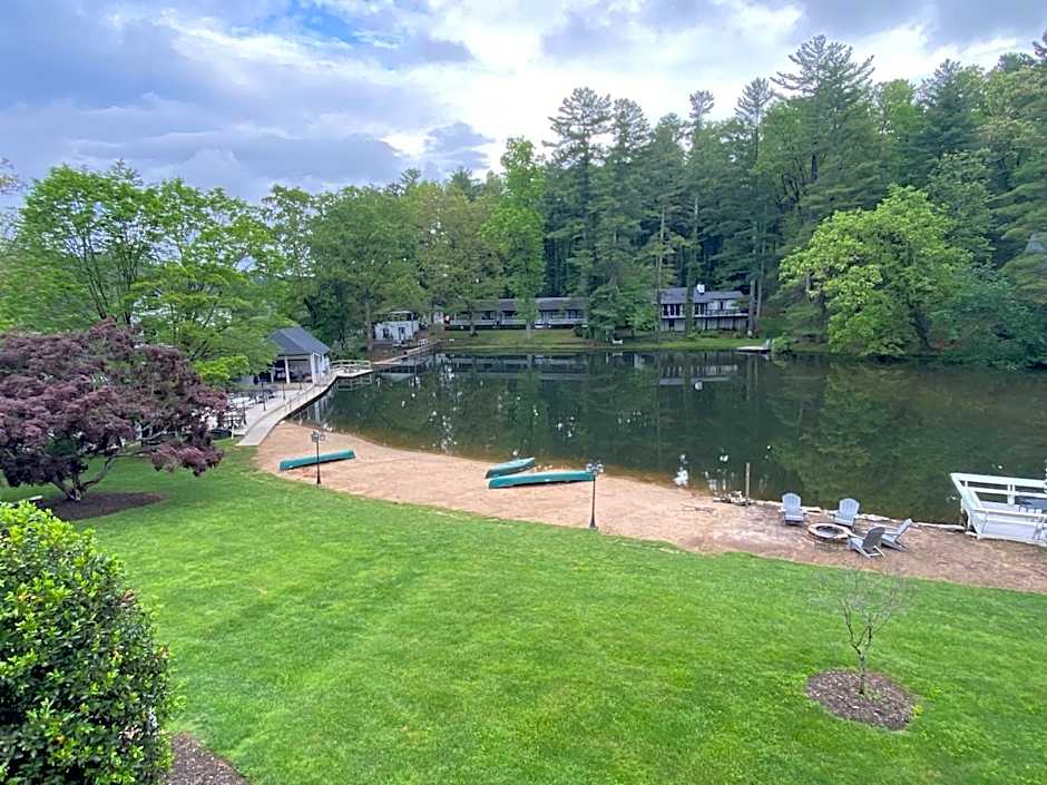 Lakefront Bubbles & Beach