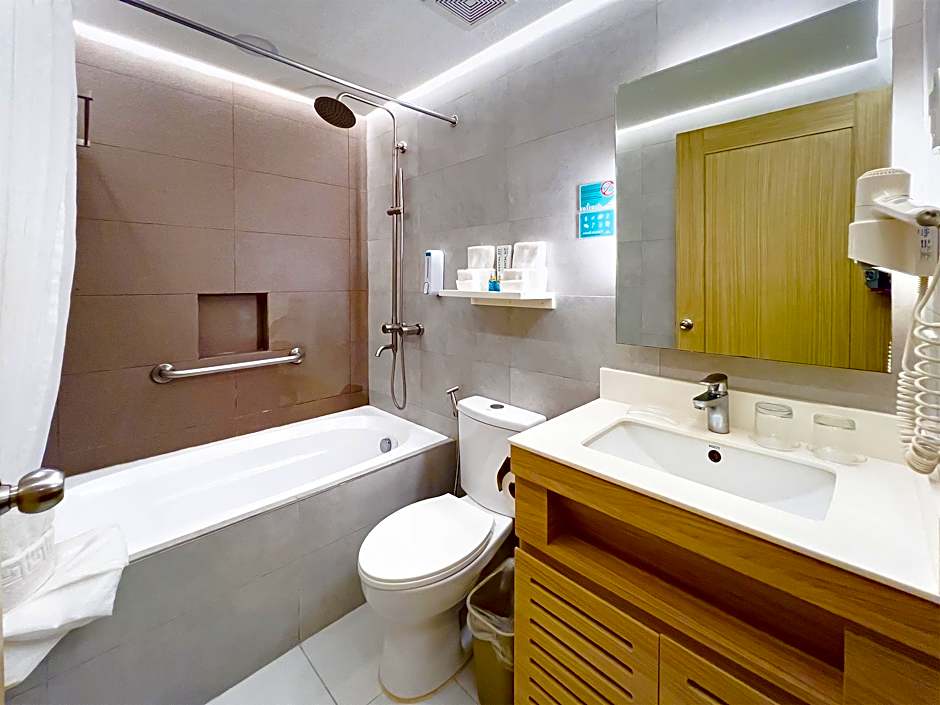 Microtel by Wyndham Tarlac