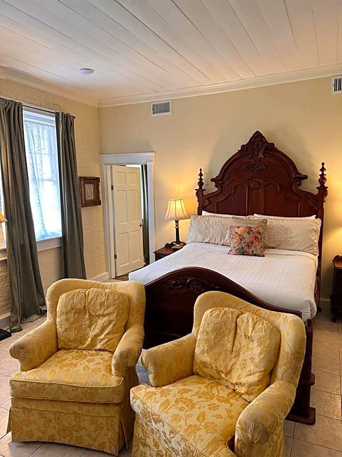 The Inn at Cedar Grove