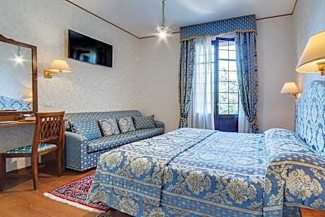 Premium Double Room with Balcony