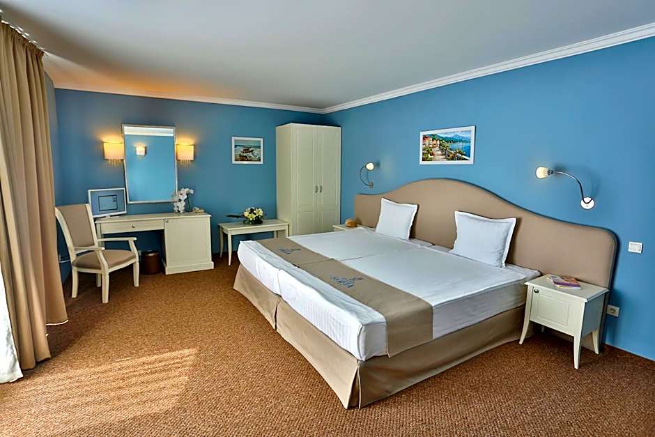 Sofia Hotel - All Inclusive & Private Beach