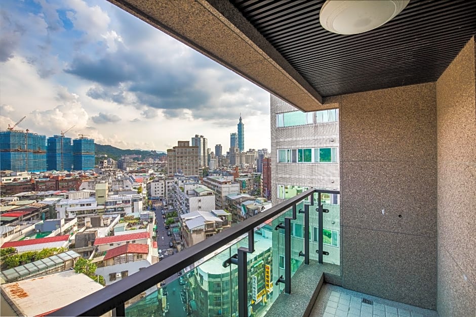 Green World Hotels Song Shan