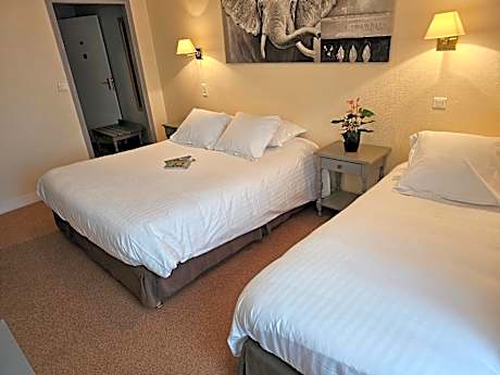 Triple Room with Shower