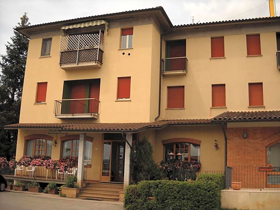 HOTEL SANTOROTTO di FABIO TERROSI