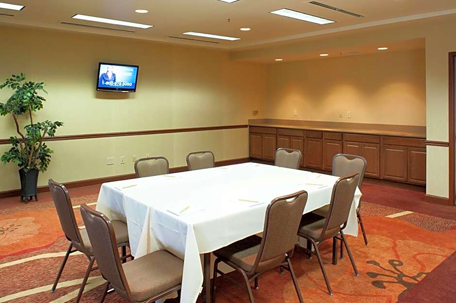 Hilton Garden Inn Tulsa Airport