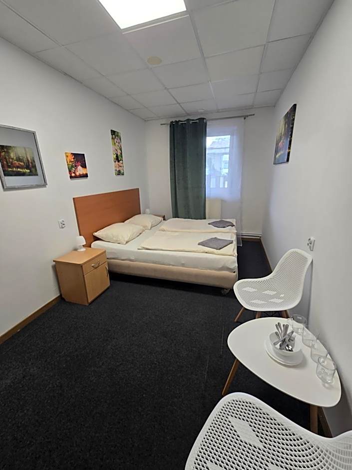 Hostel Krośnieńska 12