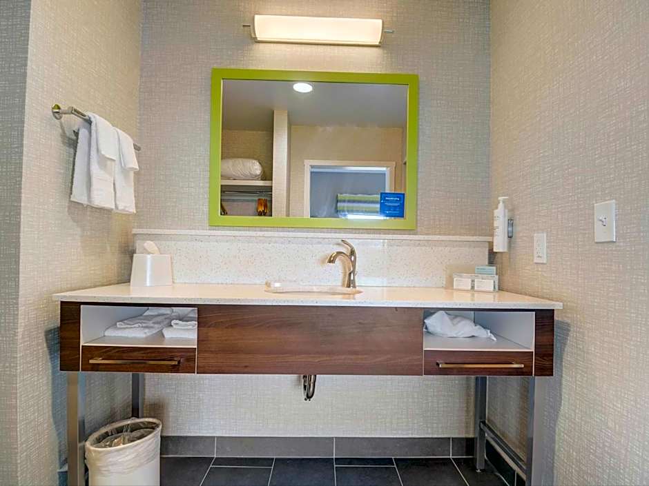 Hampton Inn & Suites Williamstown Ark Encounter, KY