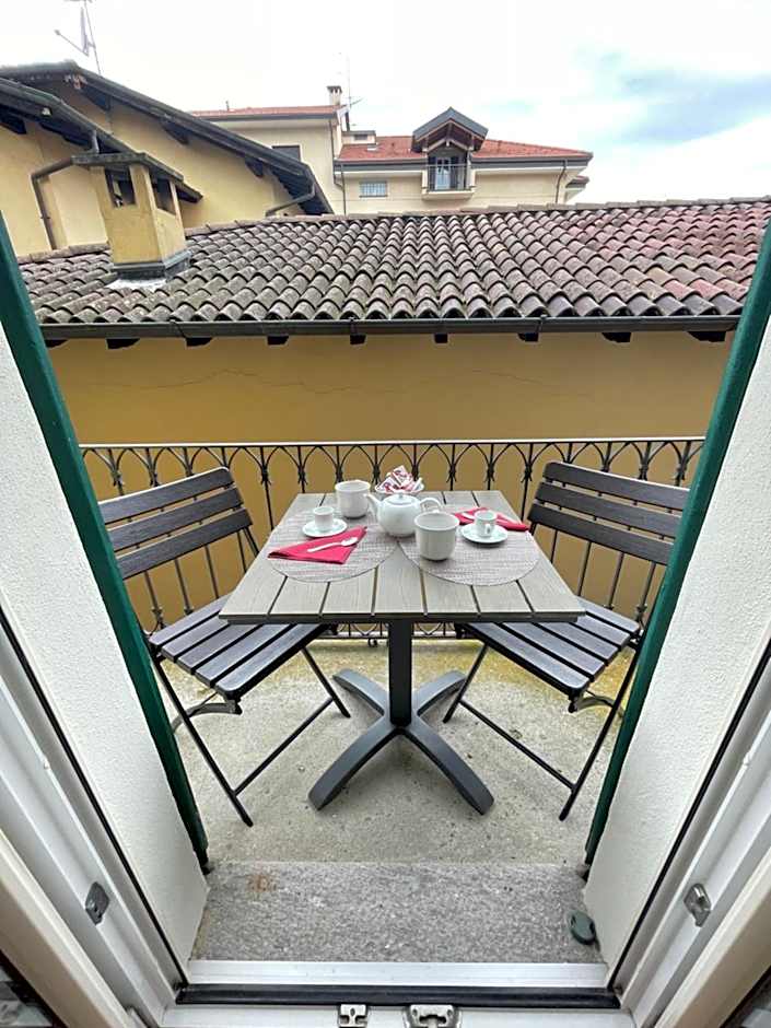 Casa Lari Stresa