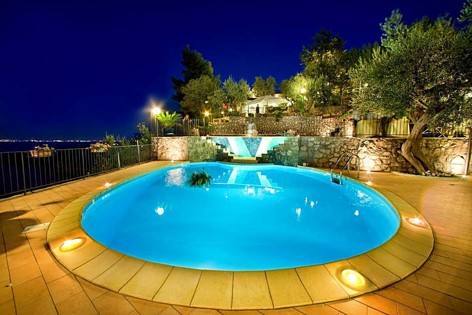 Villaggio Villa Lubrense