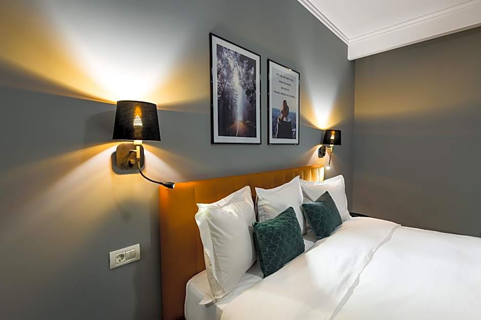 UpperHouse Suites & More