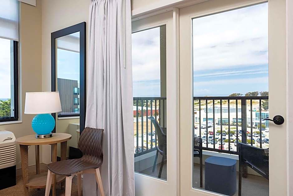 Home2 Suites by Hilton at the Dunes on Monterey Bay