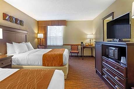 Queen Room with Two Queen Beds - Non-Smoking