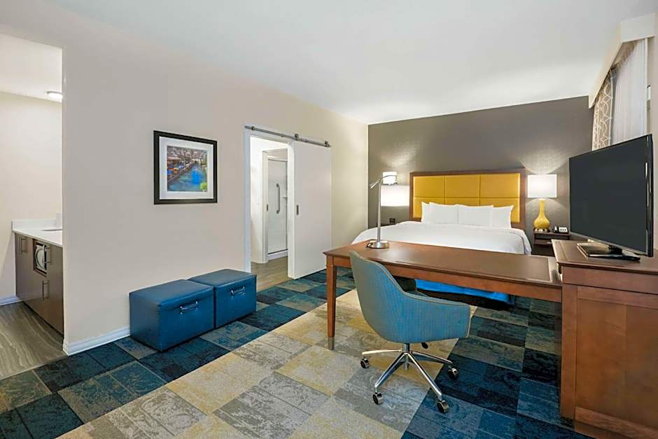 Hampton Inn By Hilton & Suites San Antonio Brooks City Base, TX